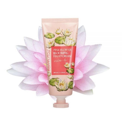 FARM STAY Pink Flower Blooming Hand Cream Water Lily 100ml (3 Options)
