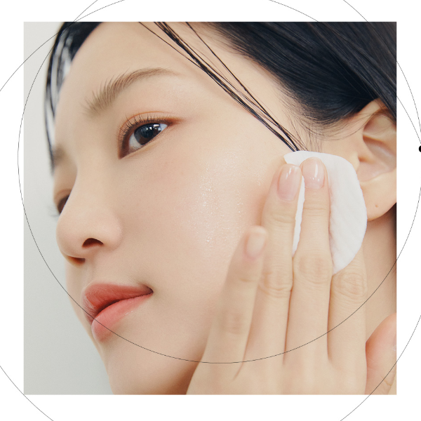 Ohui Miracle Toning Water Pad (150ml / 70 pads) (3 Options)
