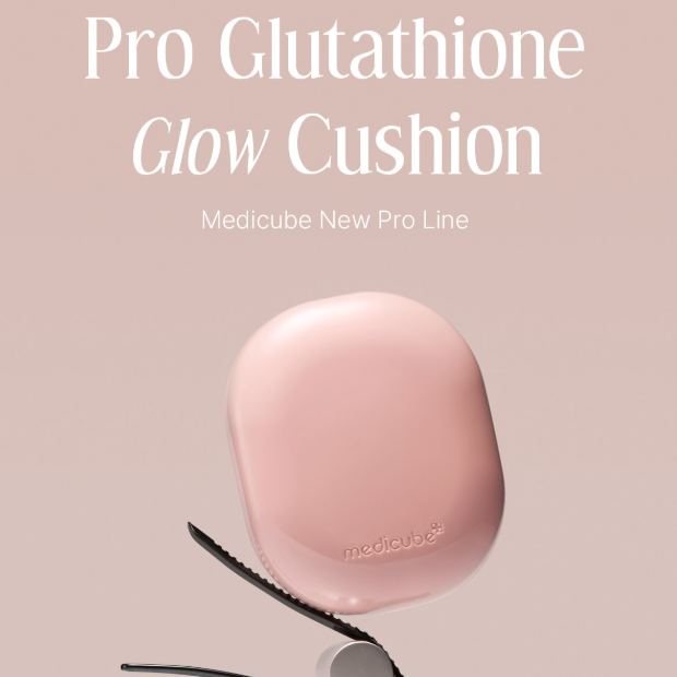 Medicube Pro Glutathione Glow Cushion SPF50+ PA++++ 15g (Shade 21 / Shade 23), Medicube Pro Glutathione Glow Puff (9 Options)
