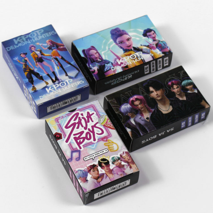 K-POP DEMON HUNTERS Photocard + Sticker Set – Huntrix & Saja Boys (2 Options)